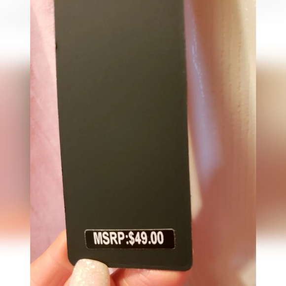 Bebe Sport Top Large PEONY Long Sleeve Sheer White Stripe On Arm Sequins… - Picture 9 of 9